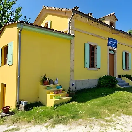 De L'ecluse بيت للعطل *