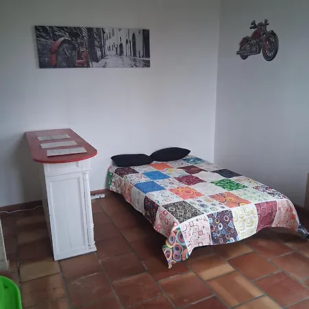 De L'ecluse 度假居 Bassanne